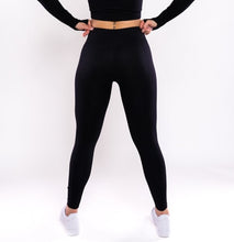 Load image into Gallery viewer, Seamless Fashion Legging &quot;Black&quot;
