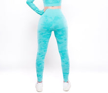 Load image into Gallery viewer, Camo Sport Legging &quot;Turquoise&quot;
