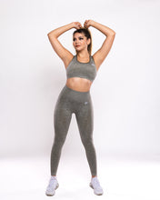 Load image into Gallery viewer, Poderosa Collection Legging &quot;Green Olive&quot;
