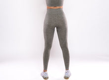 Load image into Gallery viewer, Poderosa Collection Legging &quot;Green Olive&quot;
