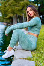 Load image into Gallery viewer, Camo Sport Long Sleeve Crop Top&quot; Light Green&quot;
